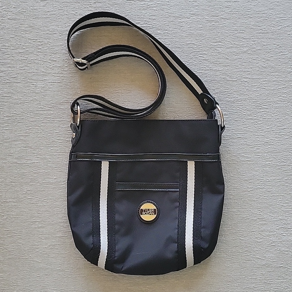 Tyler Roden Shoulder Bag. Sporty Strap.